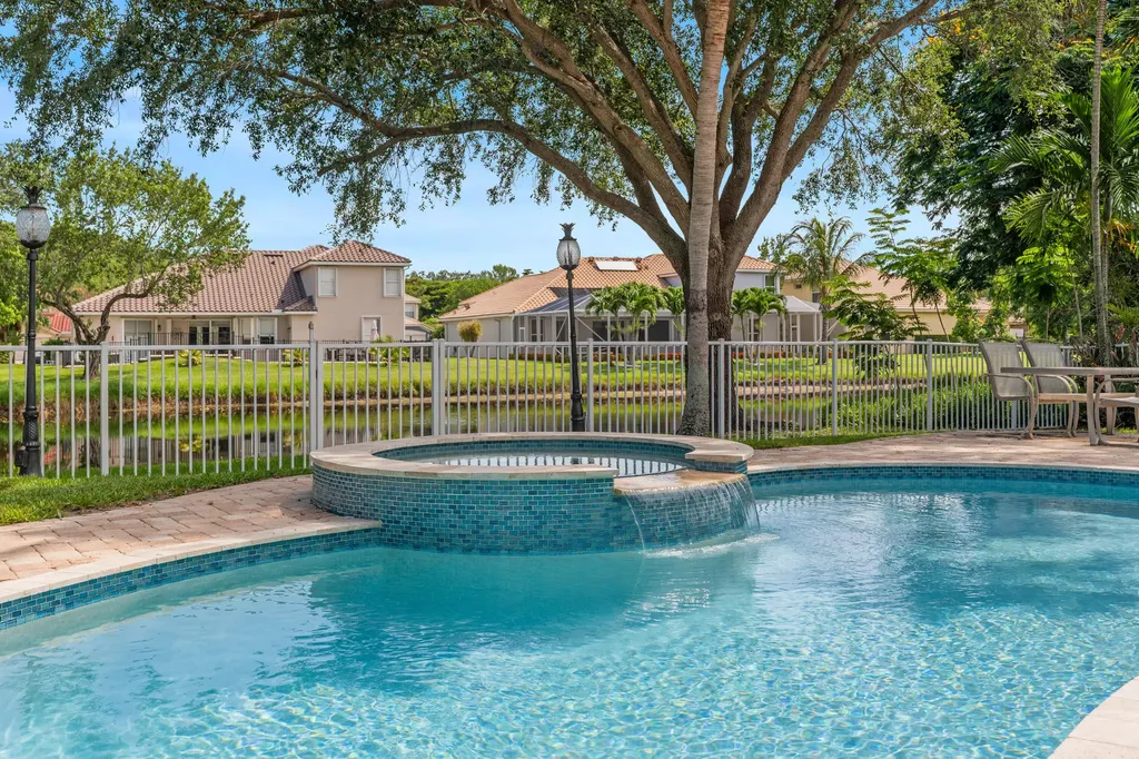 7201 Brunswick Circle Boynton Beach FL 33472