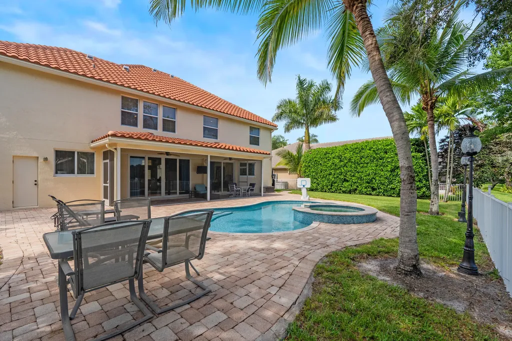 7201 Brunswick Circle Boynton Beach FL 33472