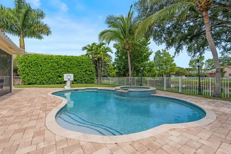 7201 Brunswick Circle Boynton Beach FL 33472
