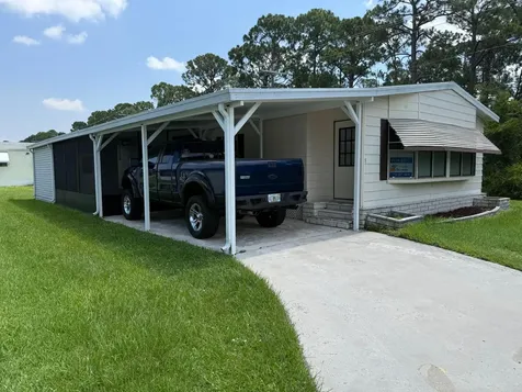 8 Felicidad Court Fort Pierce FL 34951