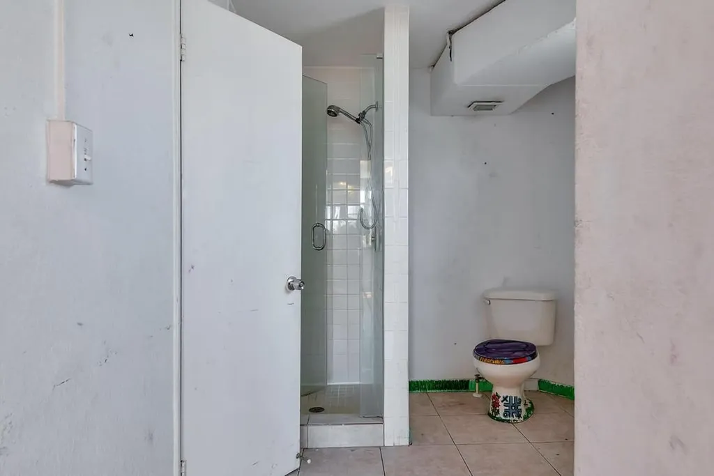 521 N Dixie Highway Lake Worth Beach FL 33460