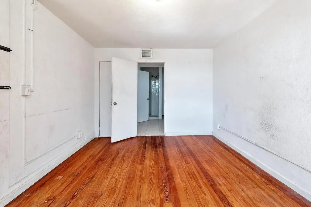 521 N Dixie Highway Lake Worth Beach FL 33460