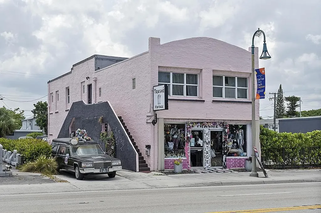 521 N Dixie Highway Lake Worth Beach FL 33460