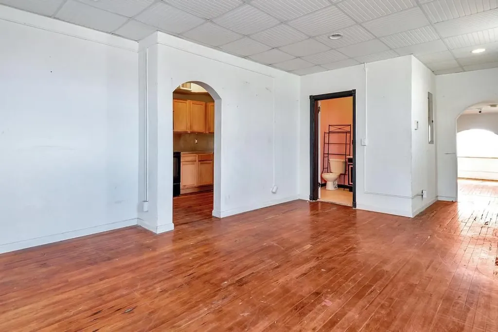 521 N Dixie Highway Lake Worth Beach FL 33460