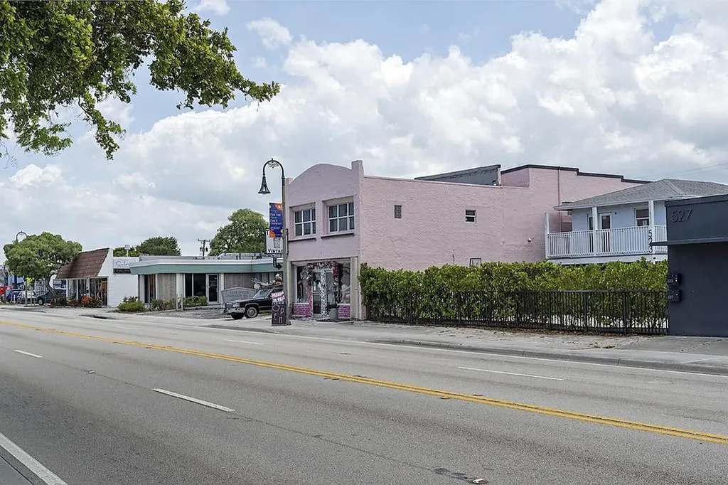 521 N Dixie Highway Lake Worth Beach FL 33460