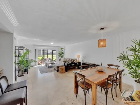 359 Lakeview Drive Weston FL 33326
