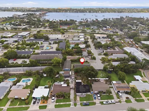351 Wickline Boulevard Lantana FL 33462