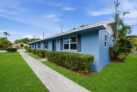 351 Wickline Boulevard Lantana FL 33462