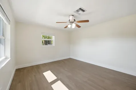 351 Wickline Boulevard Lantana FL 33462