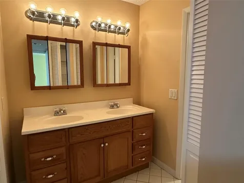 310 Racquet Club Road Weston FL 33326