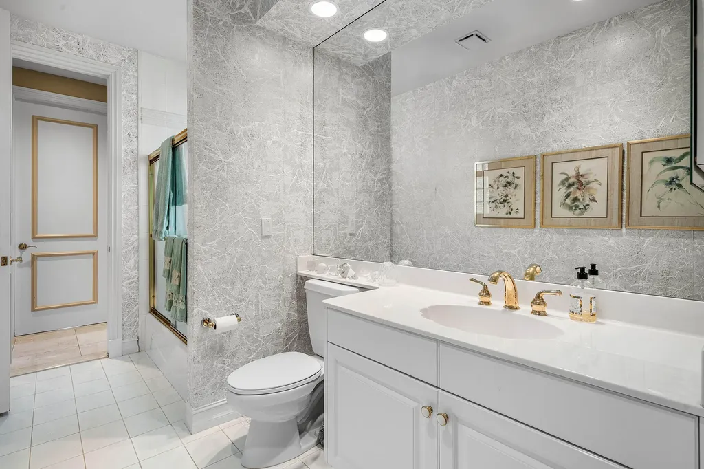 61 St George Place Palm Beach Gardens FL 33418