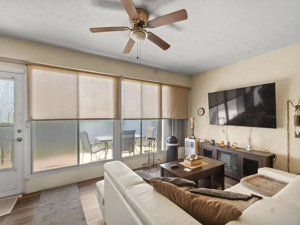 6704 Picante Circle Fort Pierce FL 34951