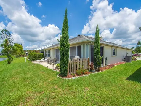 6704 Picante Circle Fort Pierce FL 34951