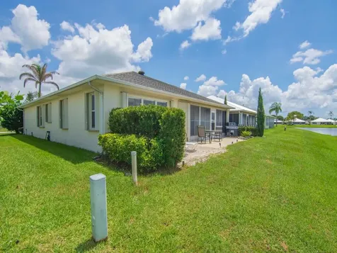 6704 Picante Circle Fort Pierce FL 34951