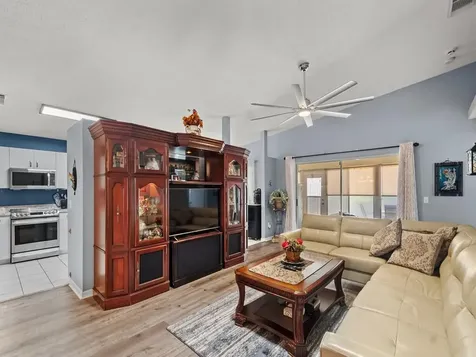 6704 Picante Circle Fort Pierce FL 34951