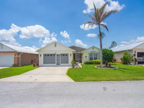 6704 Picante Circle Fort Pierce FL 34951