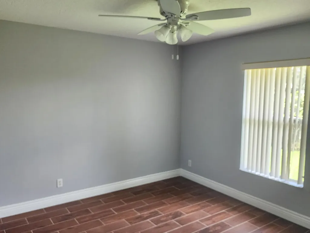 425 SW Mccomb Avenue Port St Lucie FL 34953