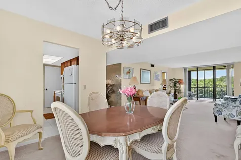 5188 Woodland Lakes Drive Palm Beach Gardens FL 33418
