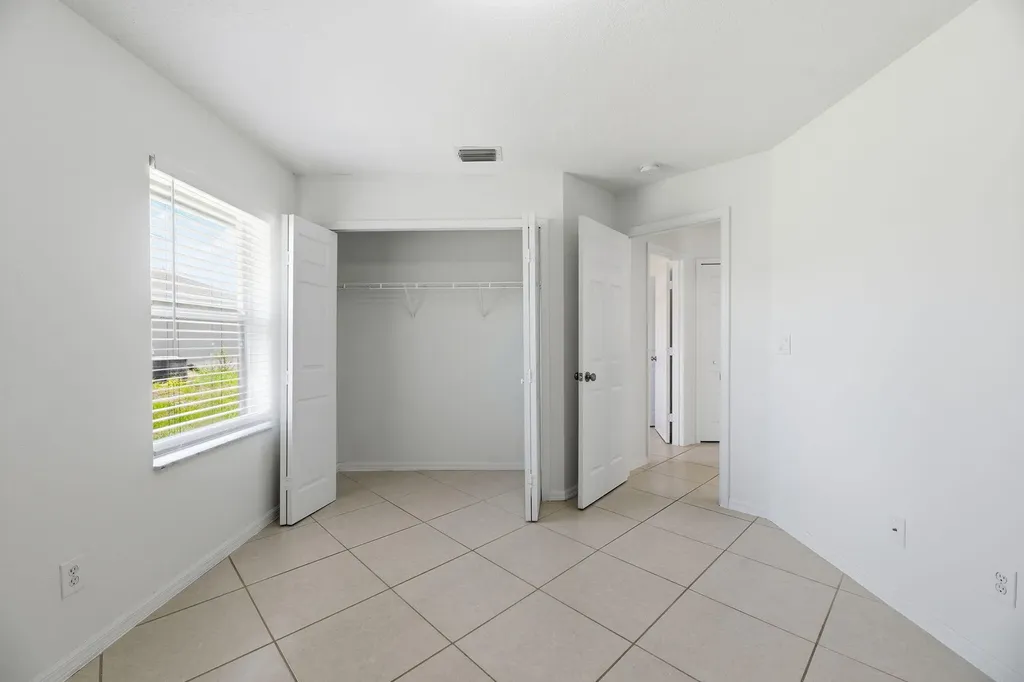 1118 SW Del Rio Boulevard Port St Lucie FL 34953