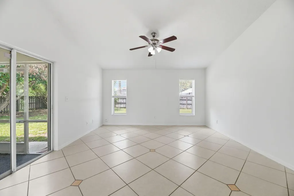 1118 SW Del Rio Boulevard Port St Lucie FL 34953