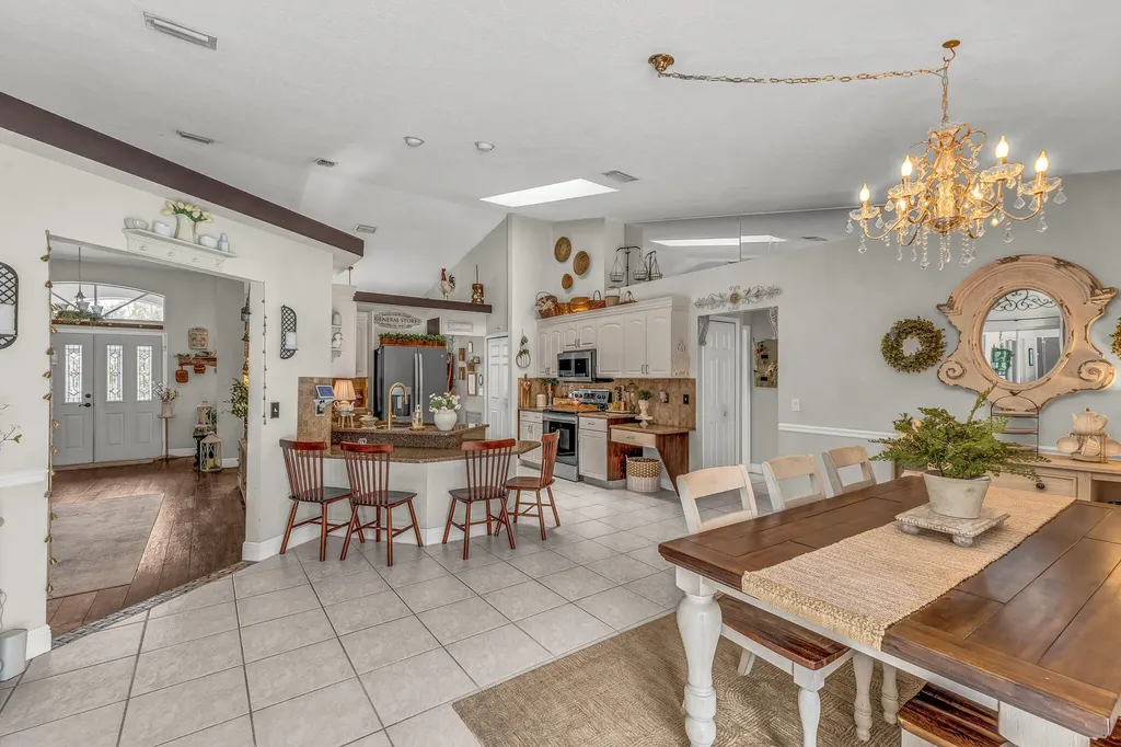 3283 SE West Snow Road Port St Lucie FL 34984