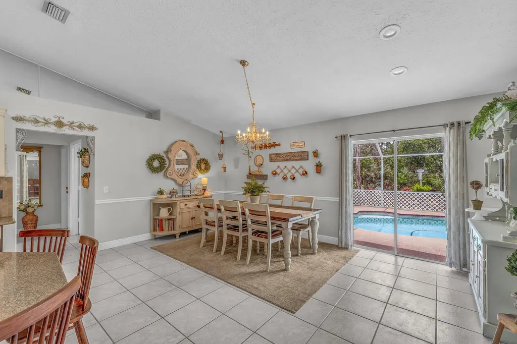 3283 SE West Snow Road Port St Lucie FL 34984
