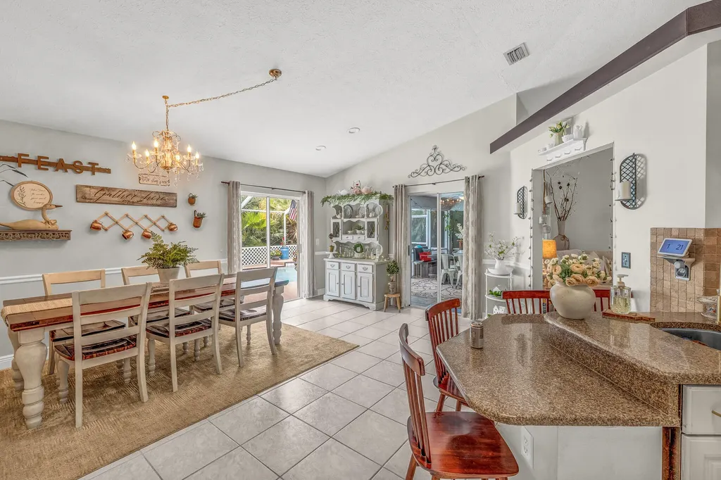 3283 SE West Snow Road Port St Lucie FL 34984