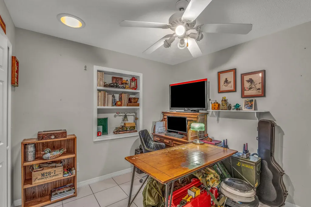 3283 SE West Snow Road Port St Lucie FL 34984