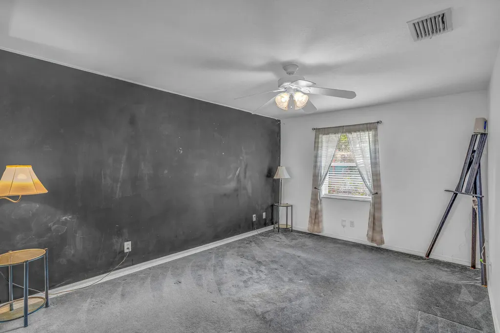 3283 SE West Snow Road Port St Lucie FL 34984