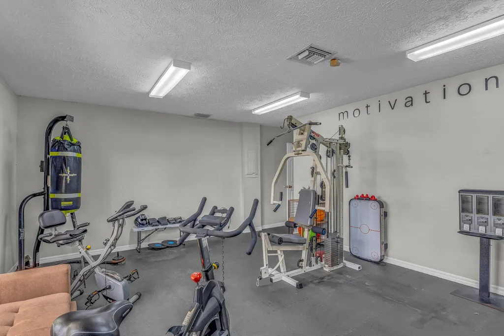 3283 SE West Snow Road Port St Lucie FL 34984