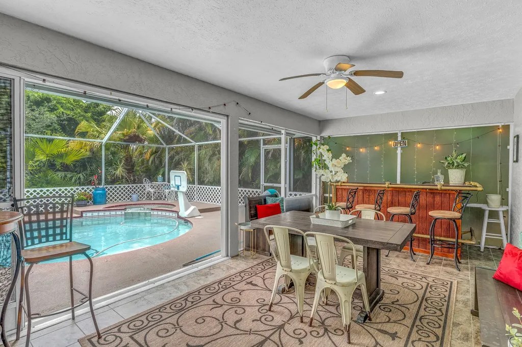 3283 SE West Snow Road Port St Lucie FL 34984