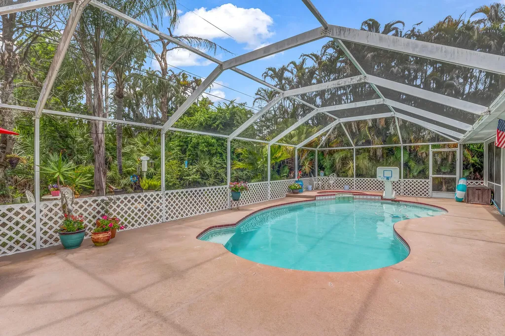 3283 SE West Snow Road Port St Lucie FL 34984
