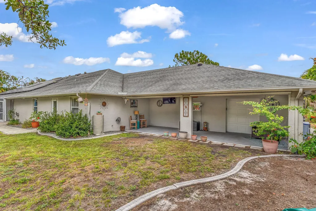 3283 SE West Snow Road Port St Lucie FL 34984