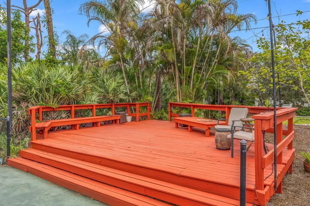 3283 SE West Snow Road Port St Lucie FL 34984