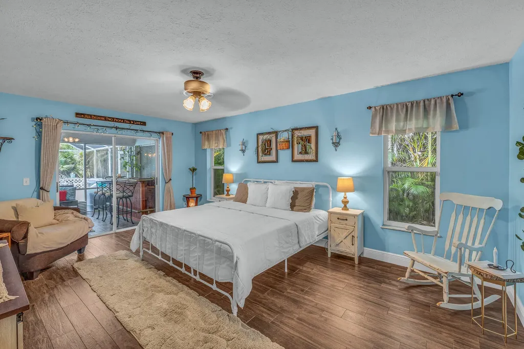 3283 SE West Snow Road Port St Lucie FL 34984