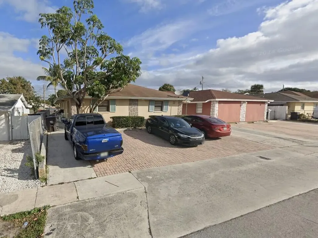 1005 Green Street West Palm Beach FL 33405