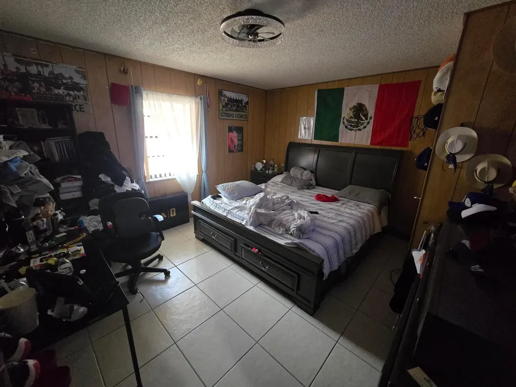 1005 Green Street West Palm Beach FL 33405