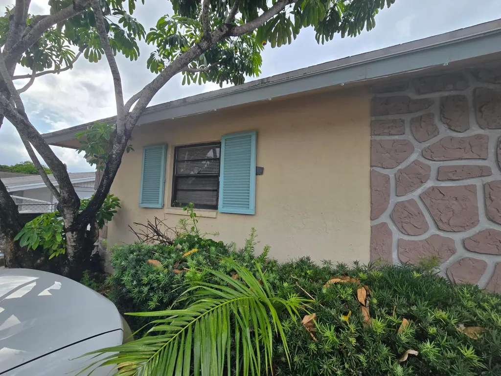 1005 Green Street West Palm Beach FL 33405
