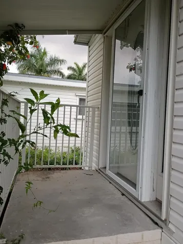 2080 SW 85th Avenue Davie FL 33324