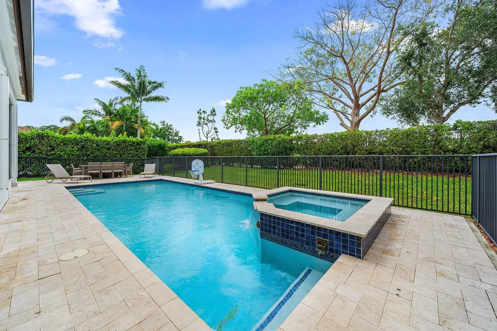 6304 Vireo Court Lake Worth FL 33463