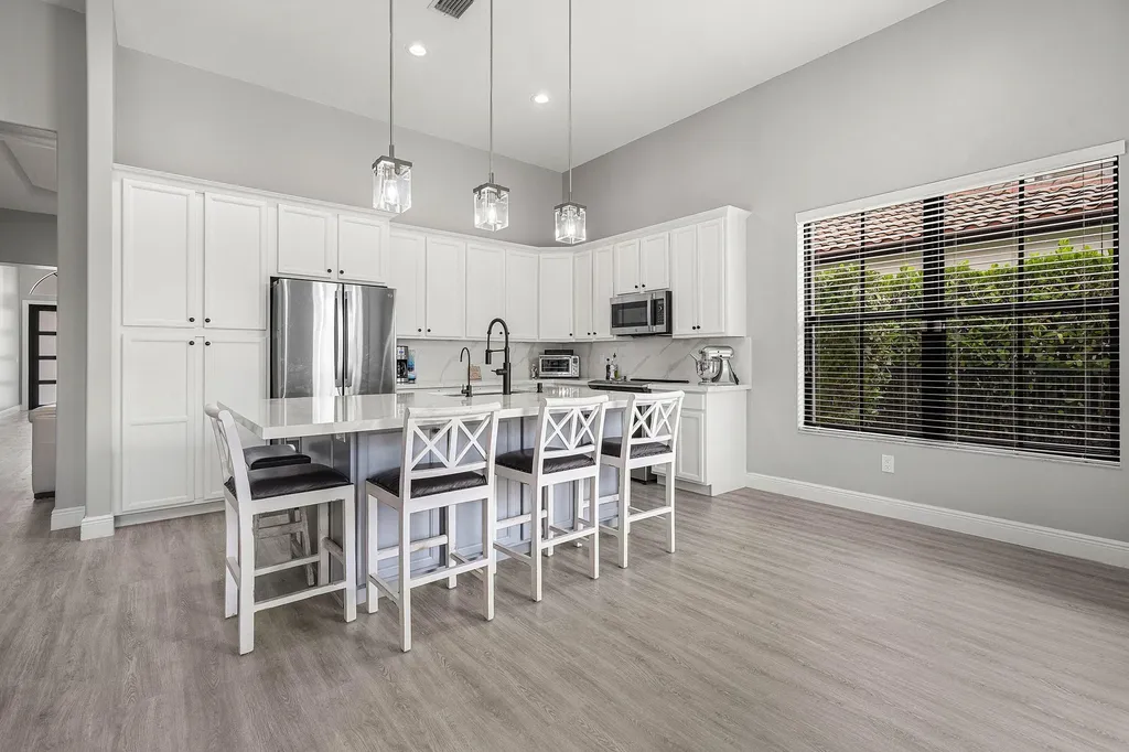 6304 Vireo Court Lake Worth FL 33463