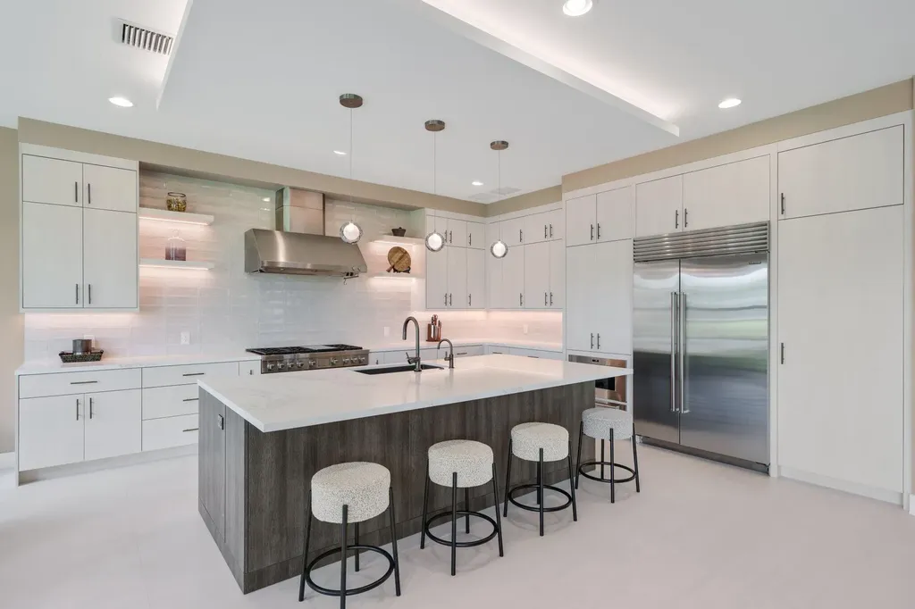 17092 Five Waters Avenue Boca Raton FL 33496