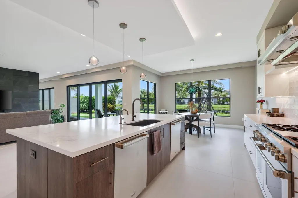 17092 Five Waters Avenue Boca Raton FL 33496