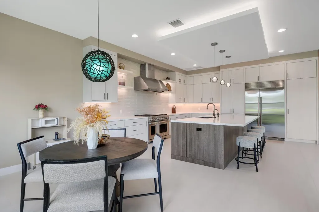 17092 Five Waters Avenue Boca Raton FL 33496