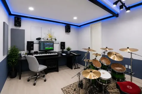 17092 Five Waters Avenue Boca Raton FL 33496