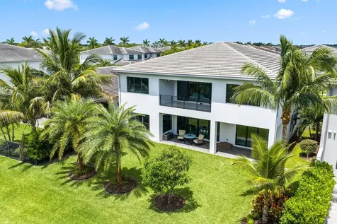 17092 Five Waters Avenue Boca Raton FL 33496