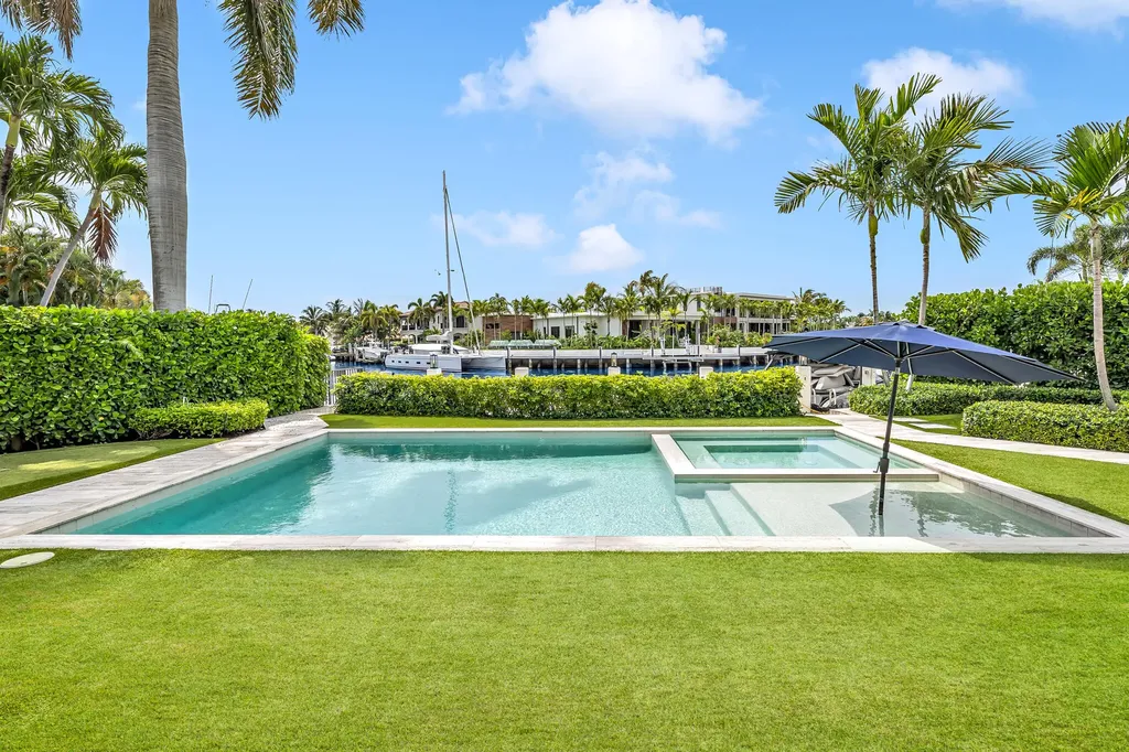 2300 NE 34th Court Lighthouse Point FL 33064