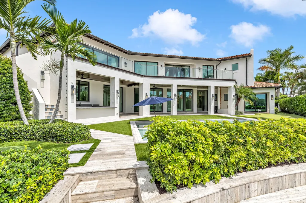 2300 NE 34th Court Lighthouse Point FL 33064