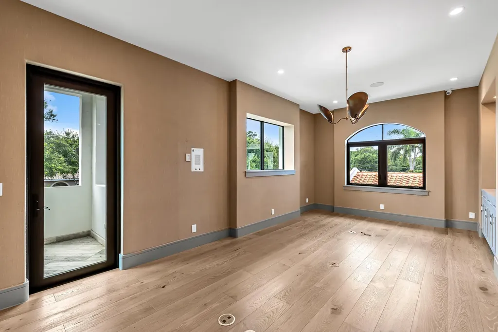2300 NE 34th Court Lighthouse Point FL 33064
