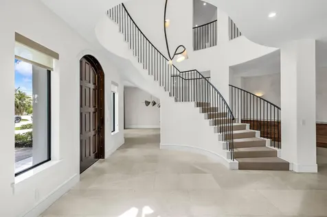 2300 NE 34th Court Lighthouse Point FL 33064